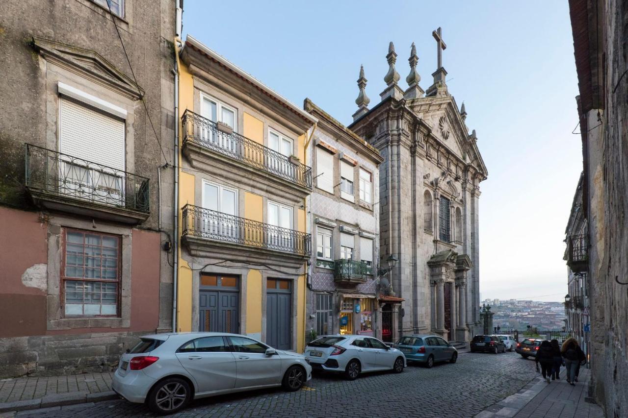 Lovelystay - Porto Peaceful Living W/ Backyard المظهر الخارجي الصورة