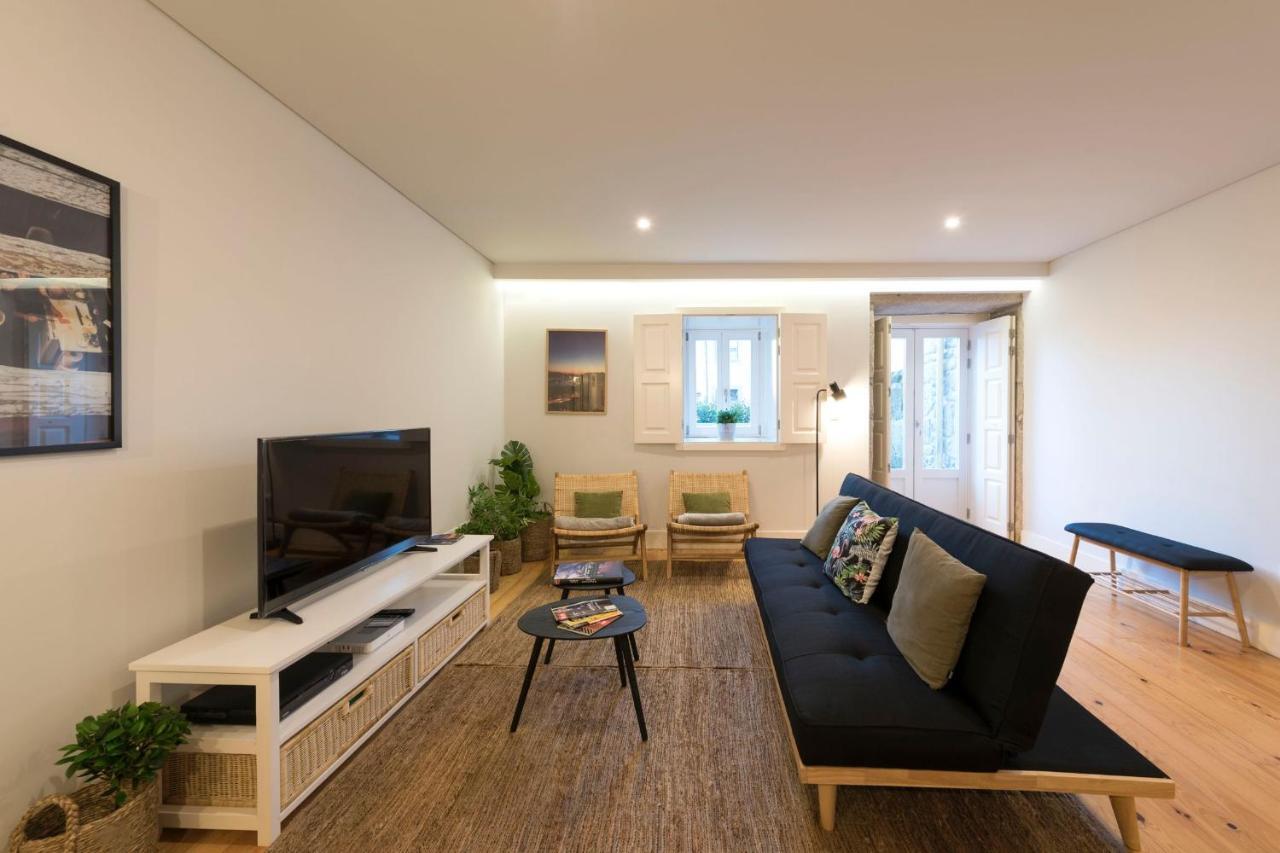 Lovelystay - Porto Peaceful Living W/ Backyard المظهر الخارجي الصورة