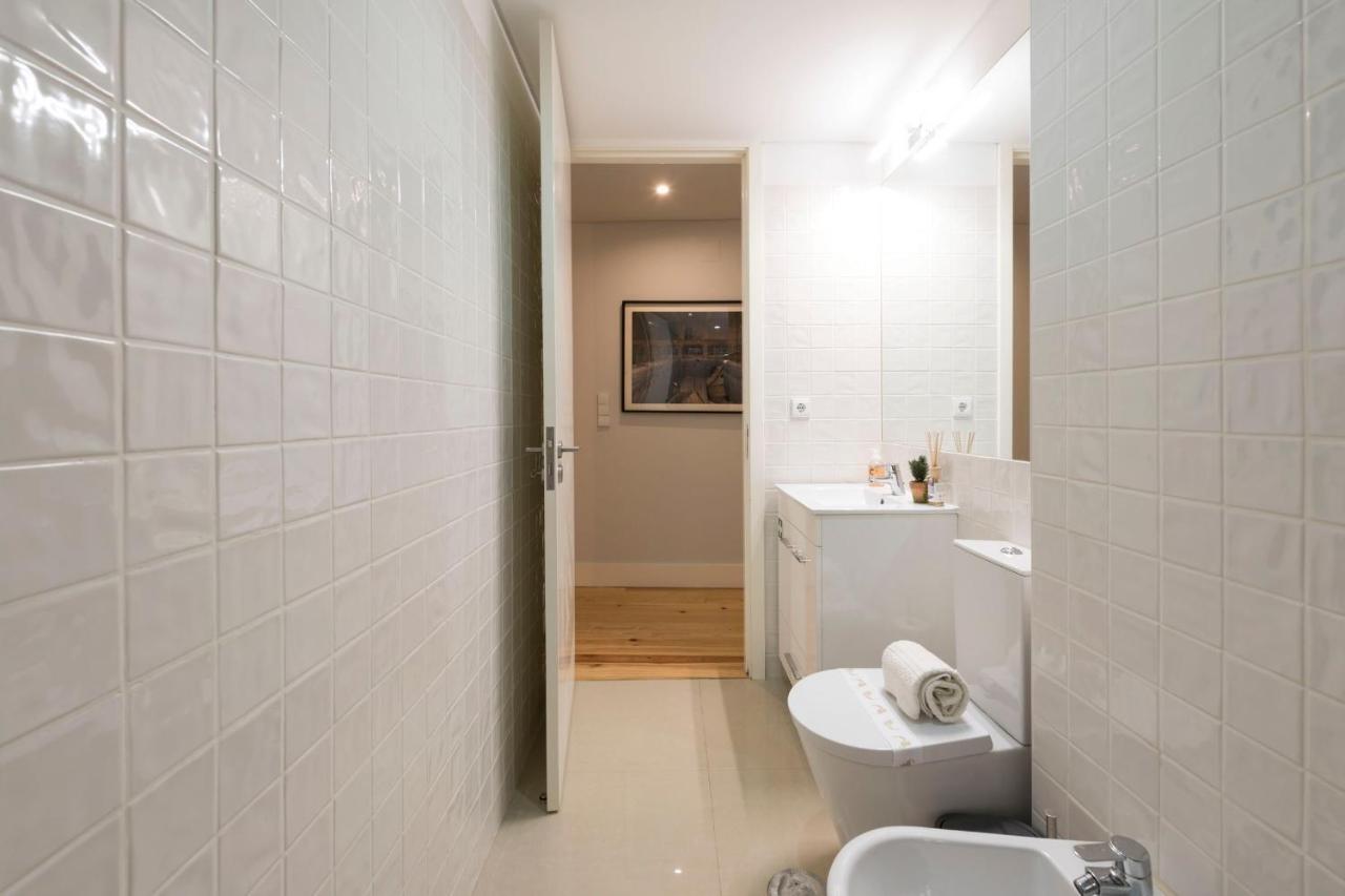 Lovelystay - Porto Peaceful Living W/ Backyard المظهر الخارجي الصورة